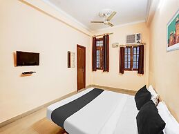 Super Hotel O Jankipuram Vikas Nagar
