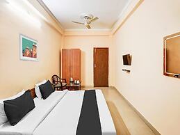 Super Hotel O Jankipuram Vikas Nagar
