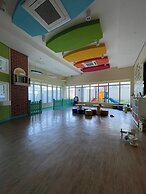Spacious Living at Uptown Parksuites