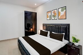 Townhouse Sector 53 Golf Course