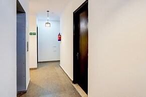 Townhouse Sector 53 Golf Course
