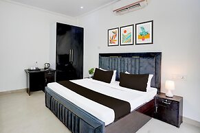 Townhouse Sector 53 Golf Course