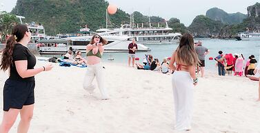Aqua Classic Cruise