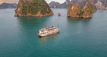 Aqua Classic Cruise