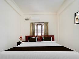 Super Hotel O Pathanamthitta