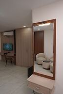 Empire Suites