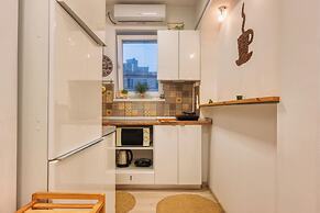 Modern 2 BR in Center - Pumo Properties