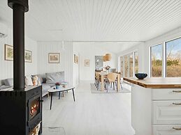 4 Star Holiday Home in Vaeggerlose