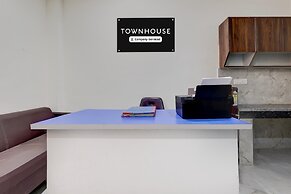 Super Townhouse Phase 3 DLF Cyber City