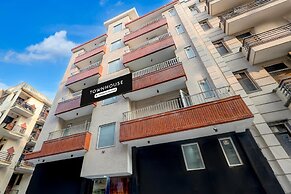 Super Townhouse Phase 3 DLF Cyber City