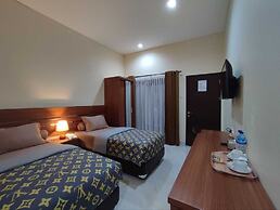 Nirvana House (Guest House Syari'ah)
