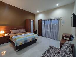 Nirvana House (Guest House Syari'ah)