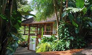 Harmony Botanical Garden Stay
