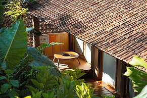 Harmony Botanical Garden Stay