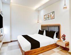 Super Hotel O Krishna Nagar Chowk