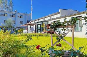 Liangzhu Guesthouse