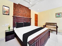Super Townhouse Ernakulam North