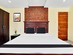 Super Townhouse Ernakulam North