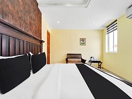 Super Townhouse Ernakulam North