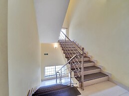 Super Townhouse Ernakulam North