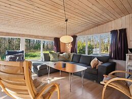 4 Star Holiday Home in Ronde