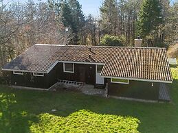 4 Star Holiday Home in Ronde