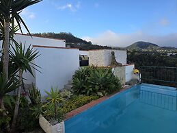 Ocean Heated Pool Jacuzzi View Gray