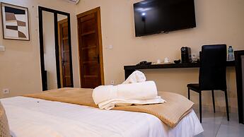 Kadiss Hotel