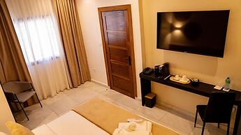 Kadiss Hotel
