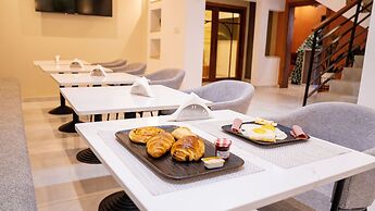 Kadiss Hotel