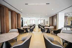 Teela Hotel