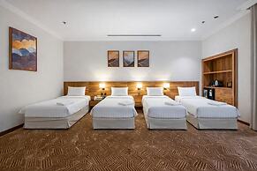 Teela Hotel