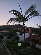 Ocean Heated Pool Jacuzzi View Blue