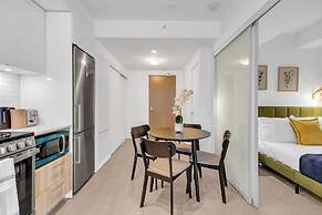 Harbourfront View Suites