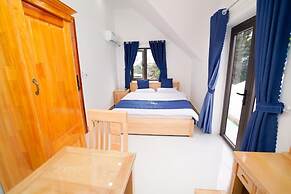 S Villa hotel