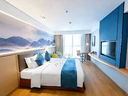 H Crytal Hotel (Jinma Road, Dalian Development Zone)