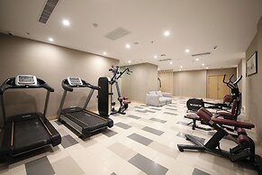 H Crytal Hotel (Jinma Road, Dalian Development Zone)