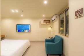 Weal Apartment