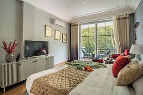 ELIVAAS Prive Suntuarios Casa Iris 4BHK