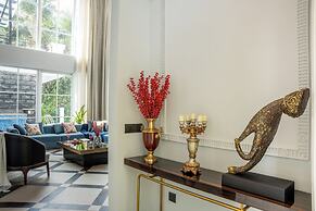 ELIVAAS Prive Suntuarios Casa Iris 4BHK