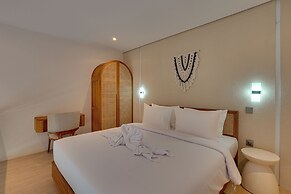 Loona Suites - Umalas