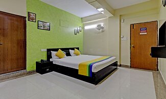 Palm Emirates, Koramangala