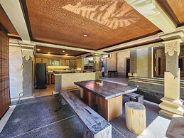Villa Hibiscus Sanur by Nagisa Bali