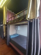 Roxx Social Hostel Cafe  Bistro