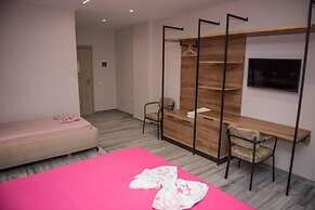 New Donantelo Hotel
