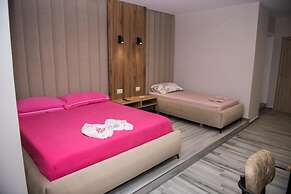 New Donantelo Hotel