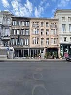 Center Monet