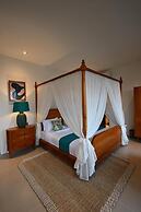 Meadow Hills Villa by Mahaprana