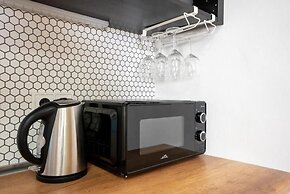 White Wolf House Hostel & Apartments