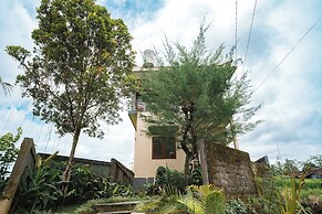 Casa De Arya